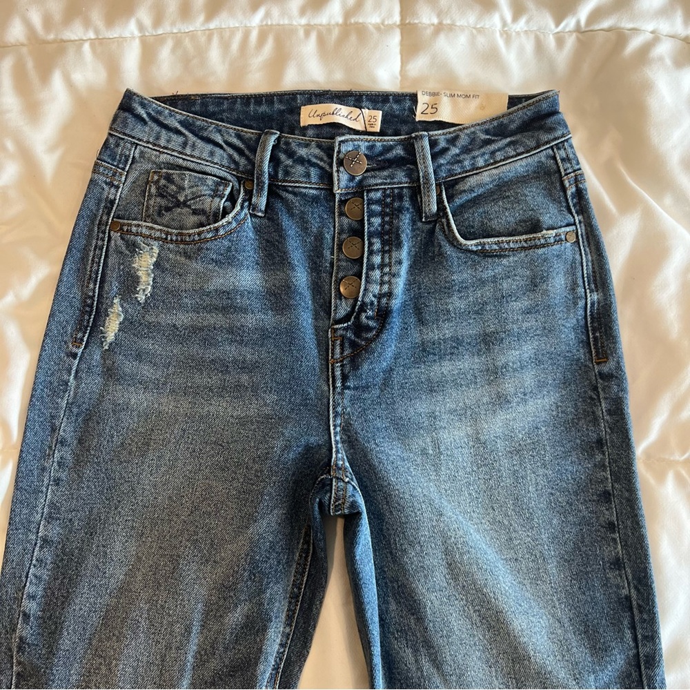 Unpublished Debbie Slim Mom Fit Jeans ~ Size 25